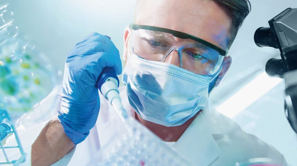 lab scientist