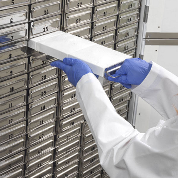 removing tray from freezer racks